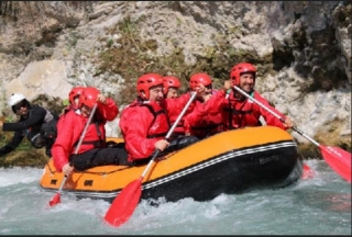 Viel Spaß auf dem laotischen Fluss 
